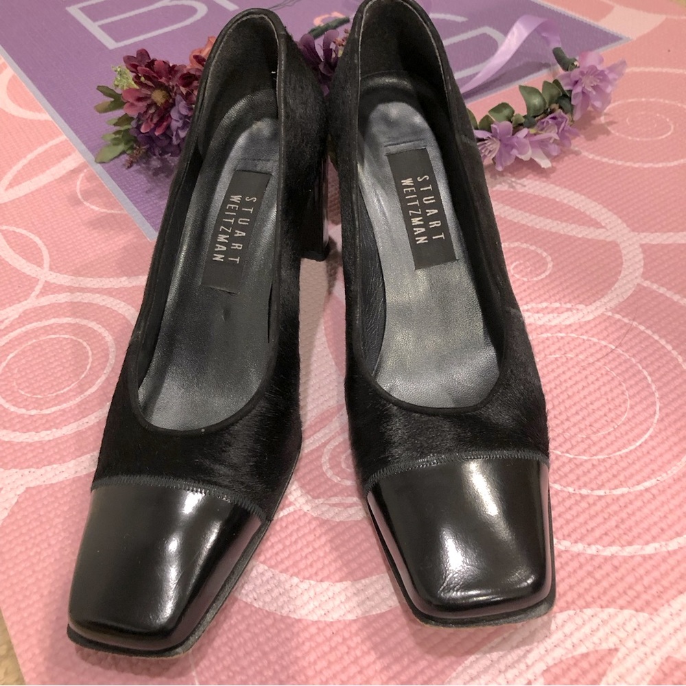 Beautiful Stuart Weitzman design black shoes